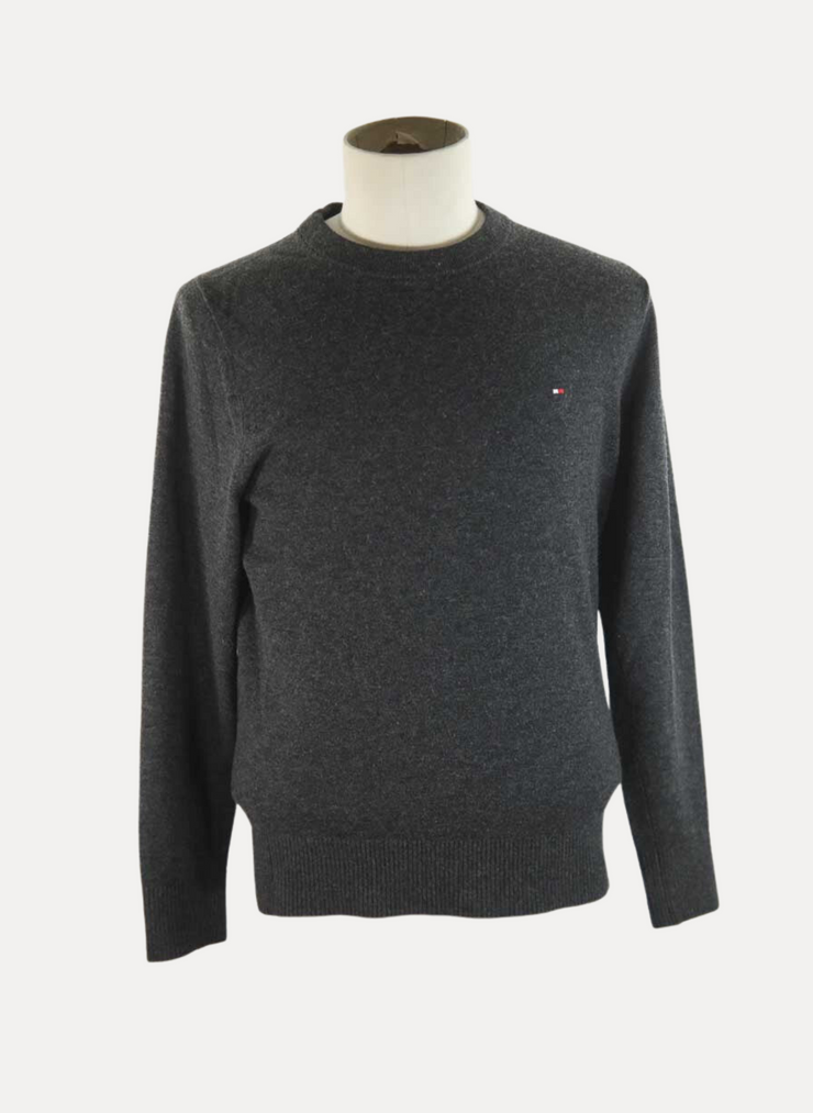 Pull Tommy Hilfiger gris laine. Taille 48.