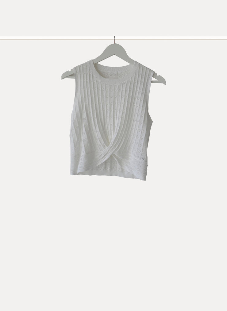 T-shirt sans manche à broderie de la marque VINTAGE pour femme de taille S/36 de couleur Blanc, Écru en vente en ligne sur Circular Clothing Paris