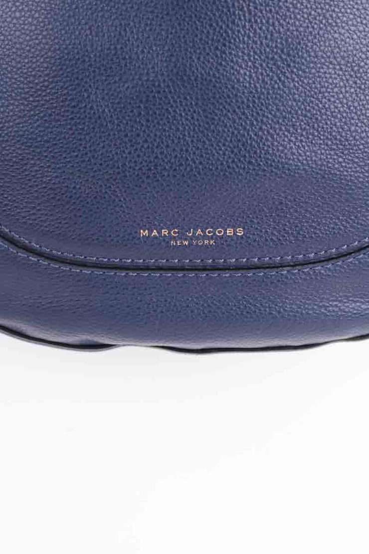 Sacs à Bandoulière Marc Jacobs bleu. Matière principale cuir.