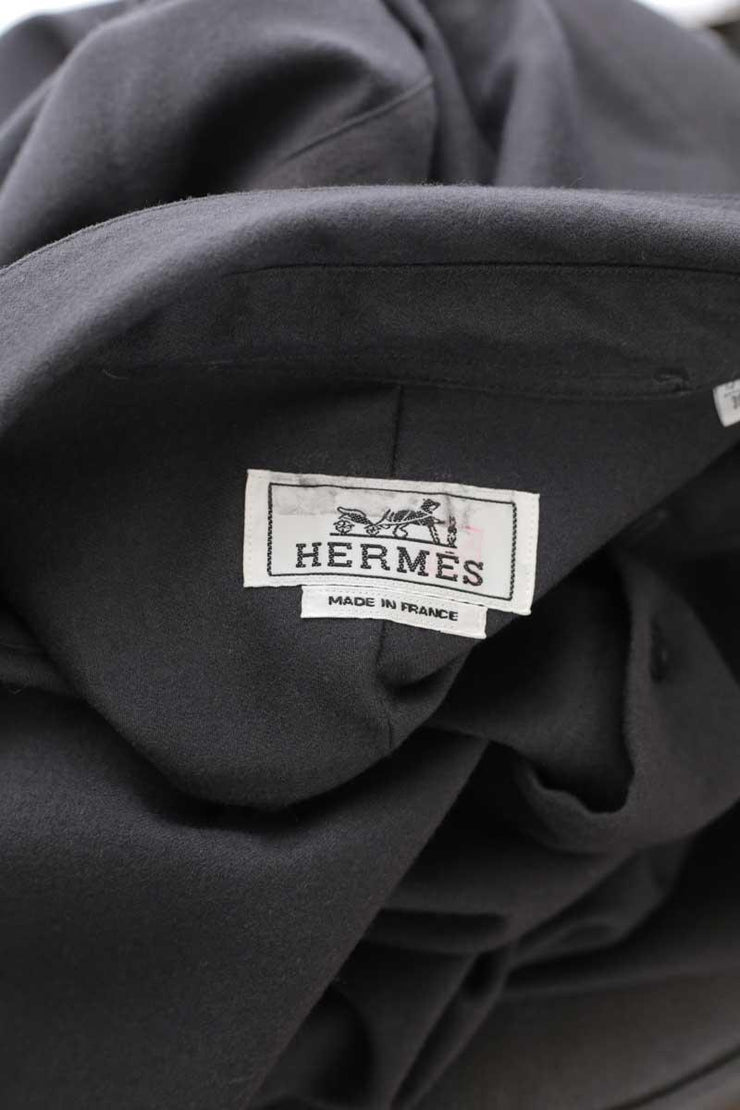 Chemise Hermès noir. Matière principale laine. Taille 40.