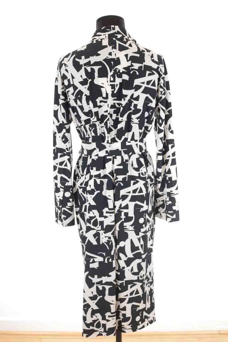Robe Max & Co noir. Matière principale polyester. Taille 36.