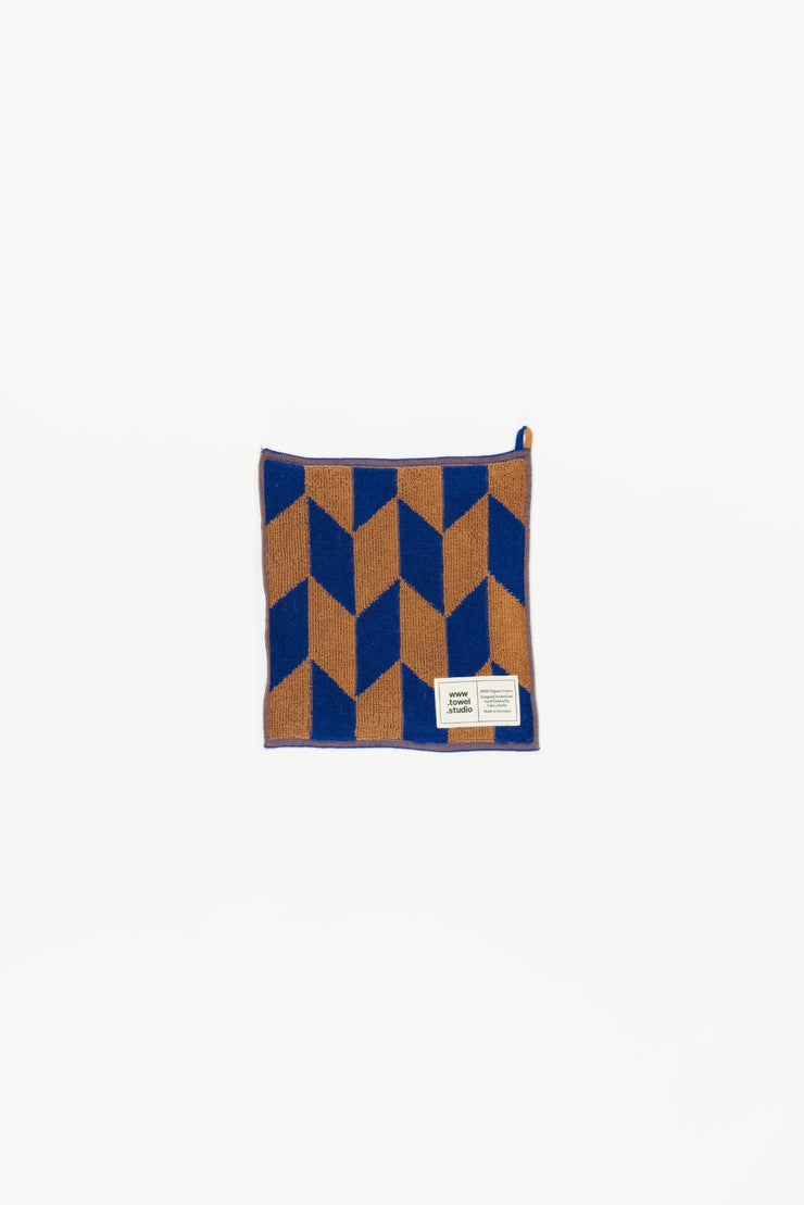 Arrow Tail Wash Cloth | Azure & Chestnut