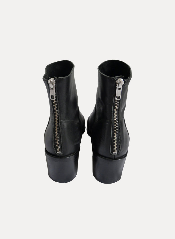 Bottines en cuir 
  de la marque JONAK pour femme de taille T37 de couleur Noir en vente sur la friperie en ligne Circular Clothing Paris