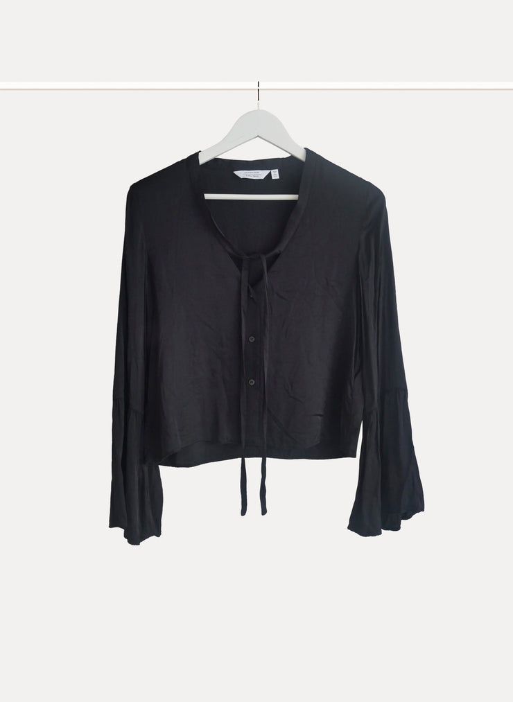 Blouse blouse manches chauve souris noir de la marque & OTHER STORIES pour femme de taille M/38 de couleur Noir en vente sur la friperie en ligne Circular Clothing Paris