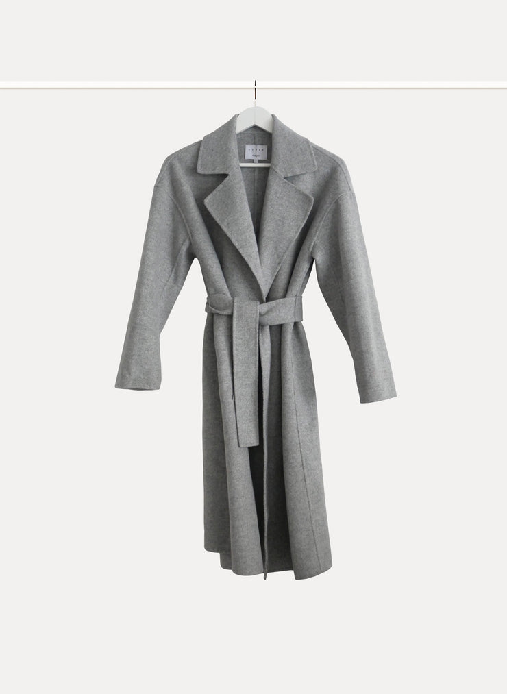 Manteau long modèle Estelle de la marque SUNCOO pour femme de taille S/36 de couleur Gris en vente en ligne sur Circular Clothing Paris