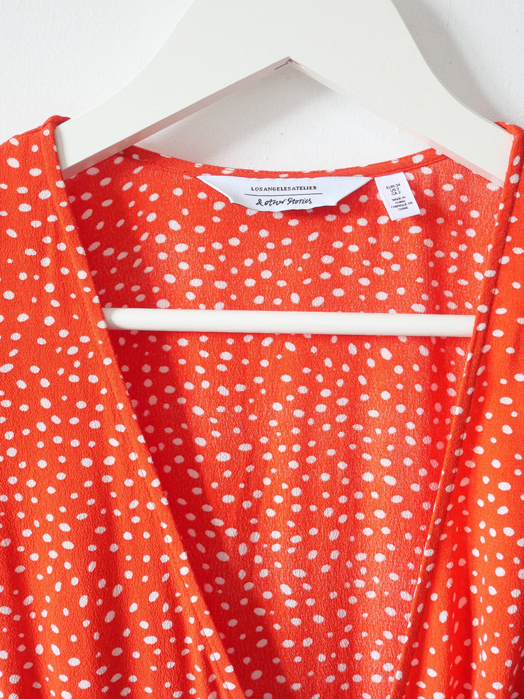 Robe longue à pois de la marque & OTHER STORIES pour femme  de taille XS/34 de couleur Rouge, Blanc en vente sur la friperie en ligne Circular Clothing Paris