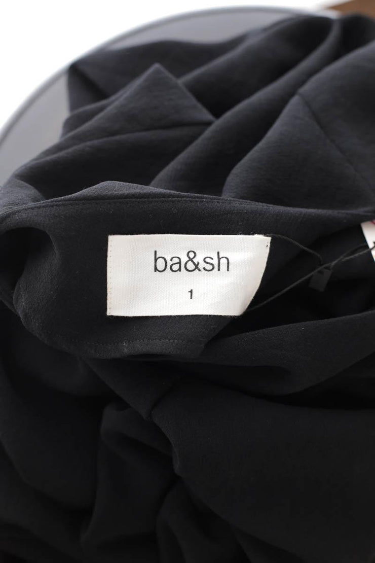 Robe Bash noir. Matière principale polyester. Taille 36.