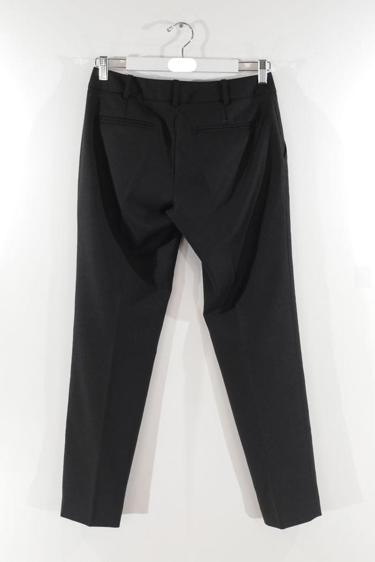 Pantalon slim Claudie Pierlot noir. Matière principale coton. Taille 36.