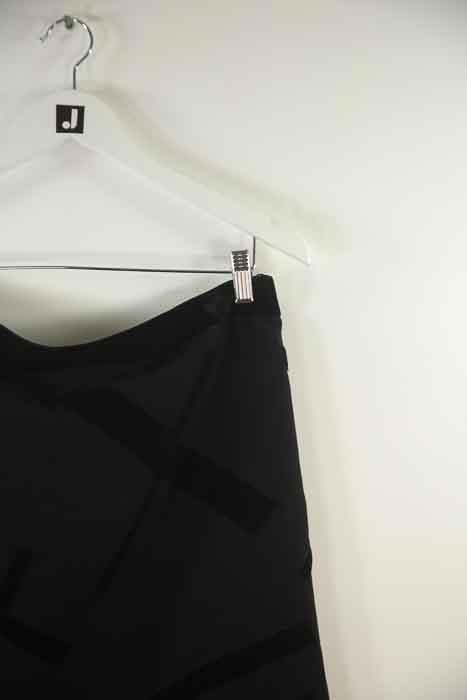 Mini jupe Chanel noir 100% soie. Taille 44